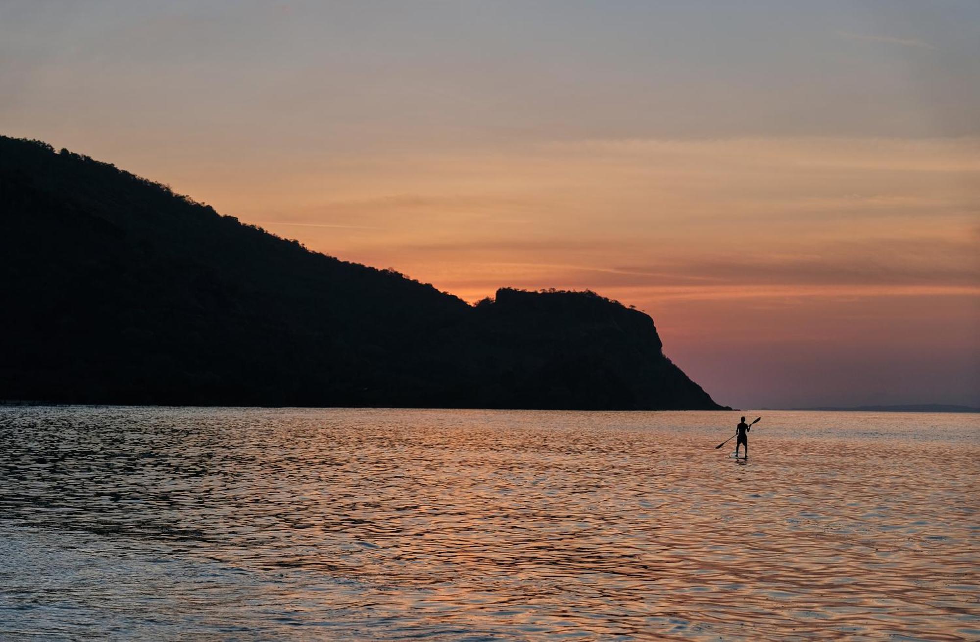 Myamo Beach Lodge Jereweh Eksteriør bilde